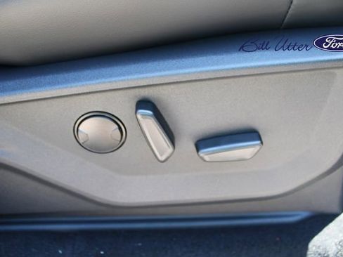 New 2025 Ford Expedition Platinum w/ Stealth Appearance Package image 8