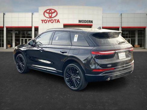 Used 2023 Lincoln Corsair Reserve w/ Jet Appearance Package image 6