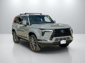 Used 2024 Lexus GX 550 w/ Accessory Package (2T) AWD/4WD video 3