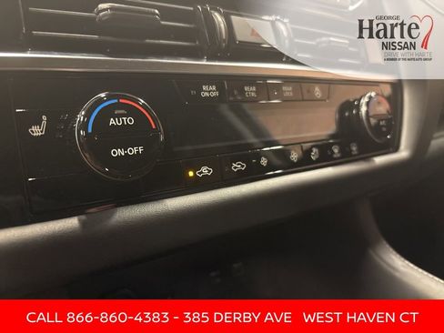 Certified 2023 Nissan Pathfinder SL image 11