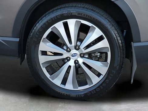 Used 2022 Subaru Ascent Limited w/ Technology Package AWD/4WD image 11