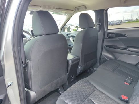 Used 2024 Mitsubishi Eclipse Cross LE image 17