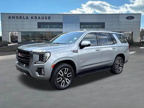 Used 2024 GMC Yukon AT4 AWD/4WD image 3