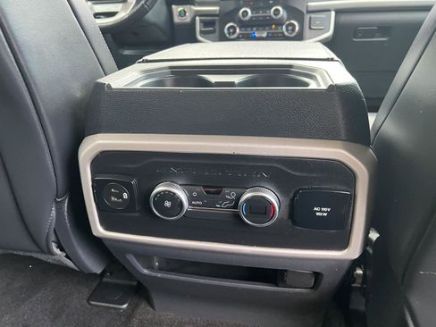 Used 2022 Ford Expedition XLT RWD image 25