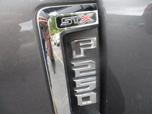 Used 2022 Ford F250 XL w/ STX Appearance Package image 20