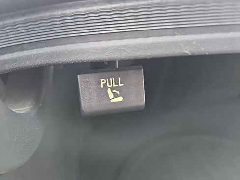 Used 2024 Kia Forte LXS w/ LXS Technology Package FWD image 78