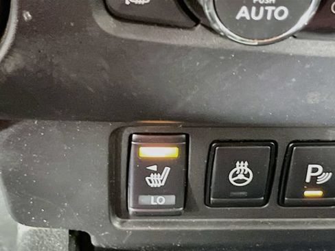Used 2024 Nissan Frontier SV w/ SV Convenience Package RWD image 20