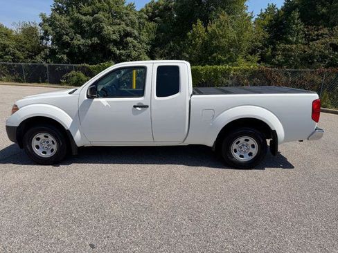 Used 2019 Nissan Frontier S RWD image 8