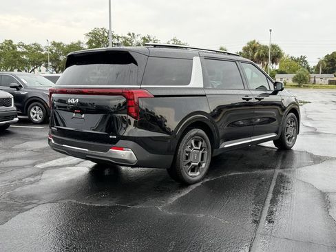 New 2026 Kia Carnival SX FWD image 4