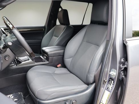 Used 2023 Lexus GX 460 Premium w/ Premium Plus Package AWD/4WD image 11