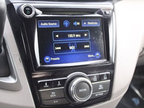 Used 2016 Honda Odyssey SE image 43