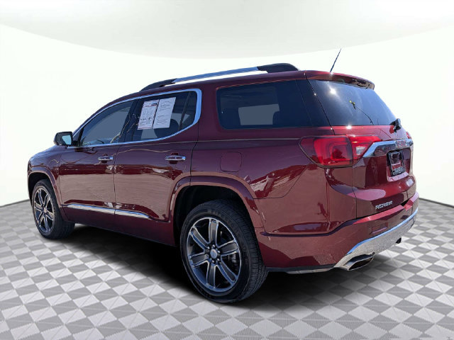 Used 2017 GMC Acadia Denali w/ Technology Package FWD image 6