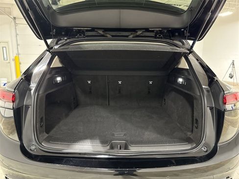 Used 2022 Buick Envision Preferred w/ Sport Touring Package image 23