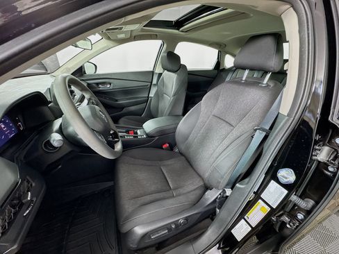 Used 2024 Honda Accord EX image 11