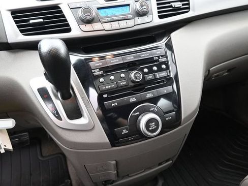 Used 2013 Honda Odyssey EX-L image 19