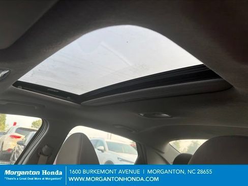 Used 2025 Hyundai Elantra SEL FWD image 26