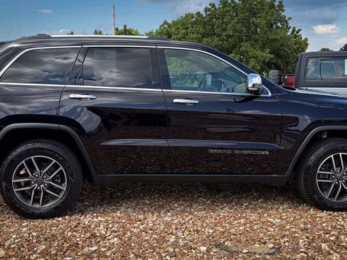 Used 2019 Jeep Grand Cherokee Limited AWD/4WD image 6