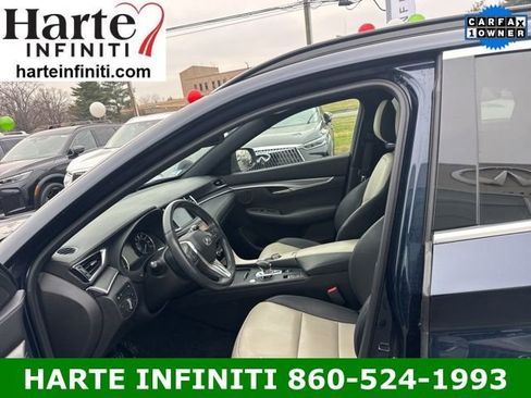 Certified 2023 INFINITI QX55 Luxe w/ Accent Package image 15