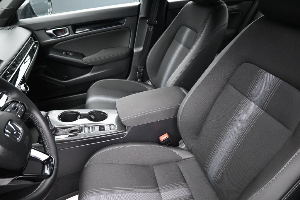 Certified 2025 Honda Civic Sport image 30