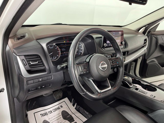 Used 2023 Nissan Rogue SV w/ SV Premium B Package FWD image 21