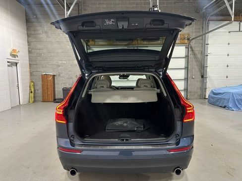 Used 2021 Volvo XC60 T6 Momentum AWD/4WD image 21