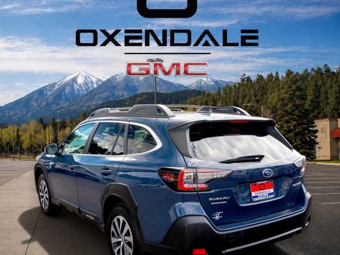 Used 2024 Subaru Outback Premium AWD/4WD image 4