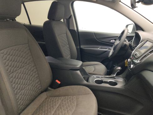 Used 2021 Chevrolet Equinox LT FWD image 21