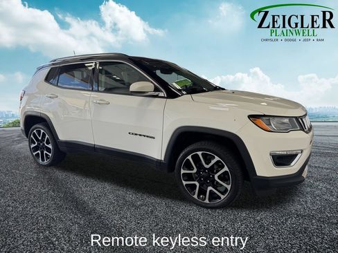 Used 2018 Jeep Compass Limited w/ Navigation Group AWD/4WD image 7