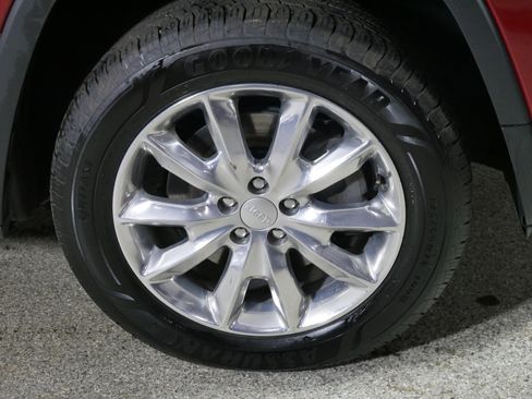 Used 2017 Jeep Cherokee Limited image 15