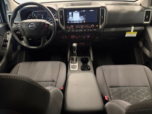 New 2026 Nissan Frontier SV w/ Tow Package AWD/4WD image 3