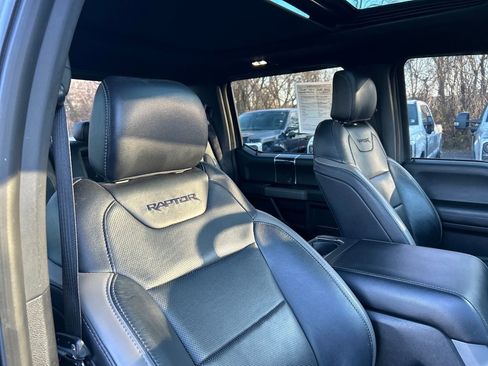 Used 2018 Ford F150 Raptor w/ Equipment Group 802A Luxury image 43