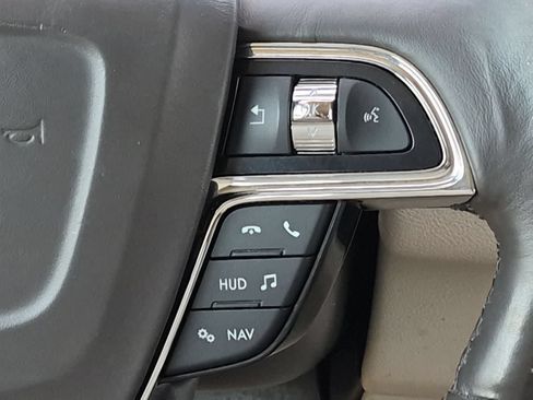 Used 2018 Lincoln Navigator Reserve w/ Technology Package AWD/4WD image 26
