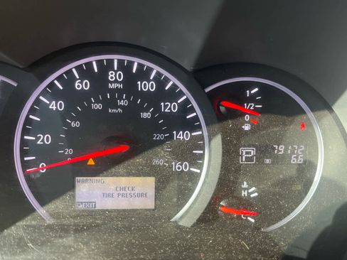 Used 2012 Nissan Quest SL w/ Bose Pkg image 13