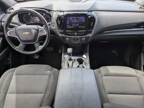 Used 2023 Chevrolet Traverse LT AWD/4WD image 16