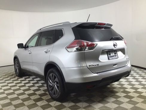 Used 2016 Nissan Rogue SL w/ SL Premium Package image 5