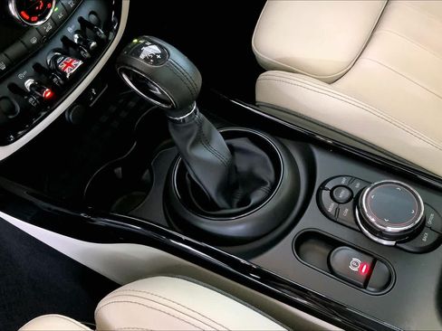 Used 2019 MINI Cooper Clubman S w/ Starlight Blue Edition FWD image 16