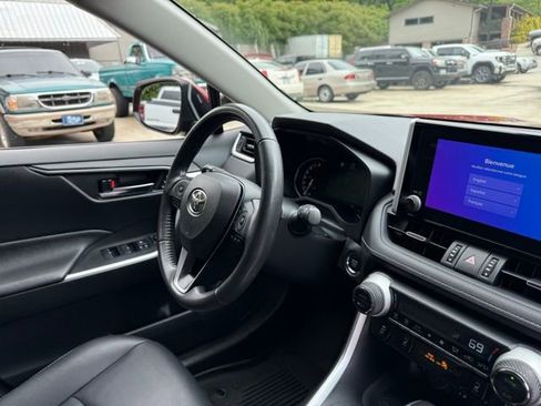 Used 2023 Toyota RAV4 XLE Premium AWD/4WD image 82