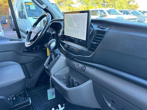 Used 2022 Ford Transit 250 Base image 48