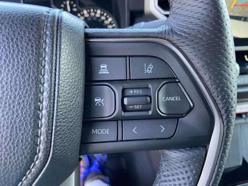 Used 2025 Toyota Tundra SR5 w/ SR5 Premium Package AWD/4WD image 34