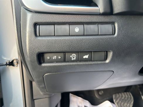 New 2026 Nissan Rogue SV image 28