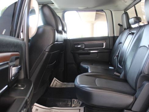 Used 2017 RAM 1500 Laramie w/ Convenience Group AWD/4WD image 14