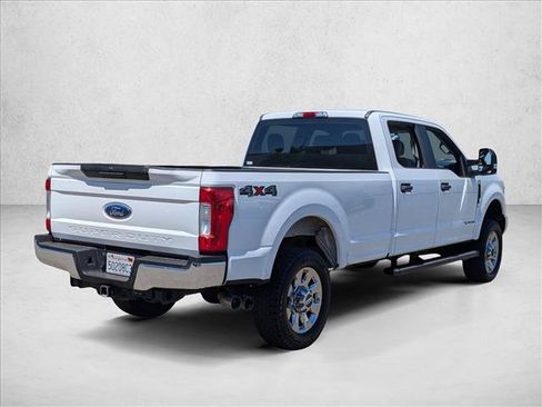 Used 2019 Ford F250 XL w/ Power Equipment Group AWD/4WD image 5