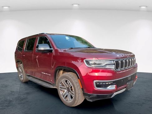 Used 2024 Jeep Wagoneer Series II AWD/4WD image 12