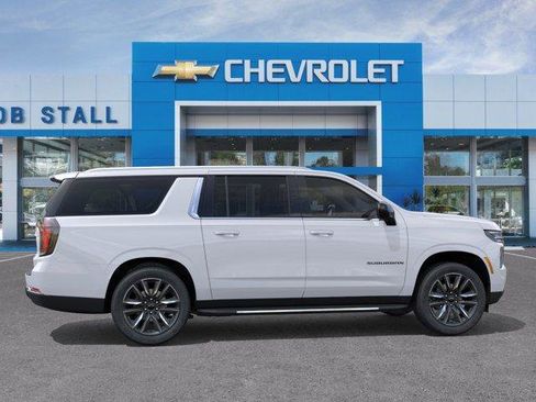 Used 2026 Chevrolet Suburban LS w/ LS Custom Edition RWD image 5