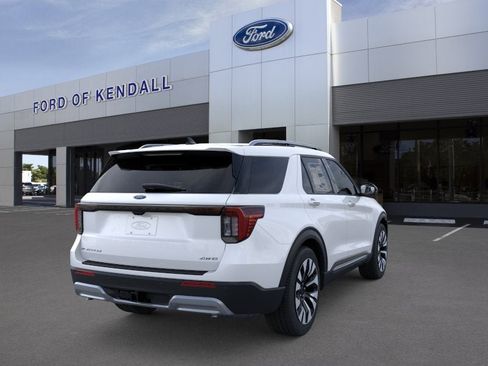 New 2026 Ford Explorer Platinum image 8