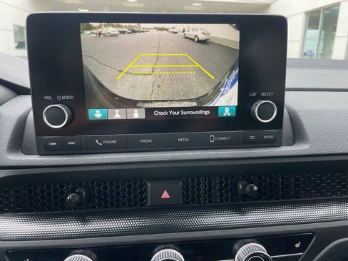 Certified 2024 Honda CR-V EX image 17