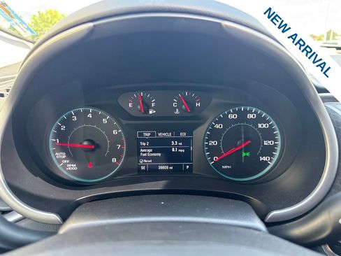 Used 2022 Chevrolet Malibu LT FWD image 23