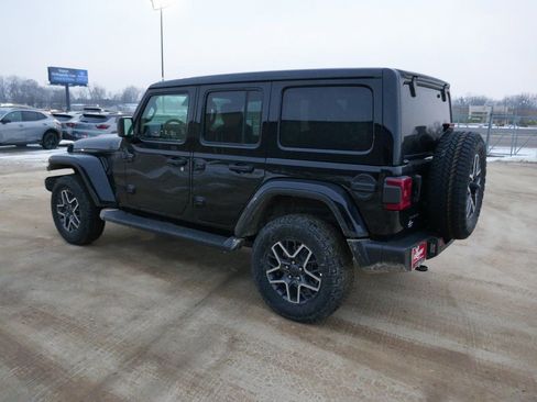 New 2026 Jeep Wrangler Sahara AWD/4WD image 7