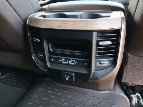New 2026 RAM 2500 Limited AWD/4WD image 26