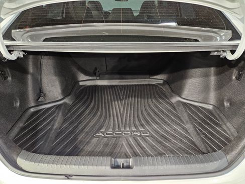 Used 2023 Honda Accord Touring image 18